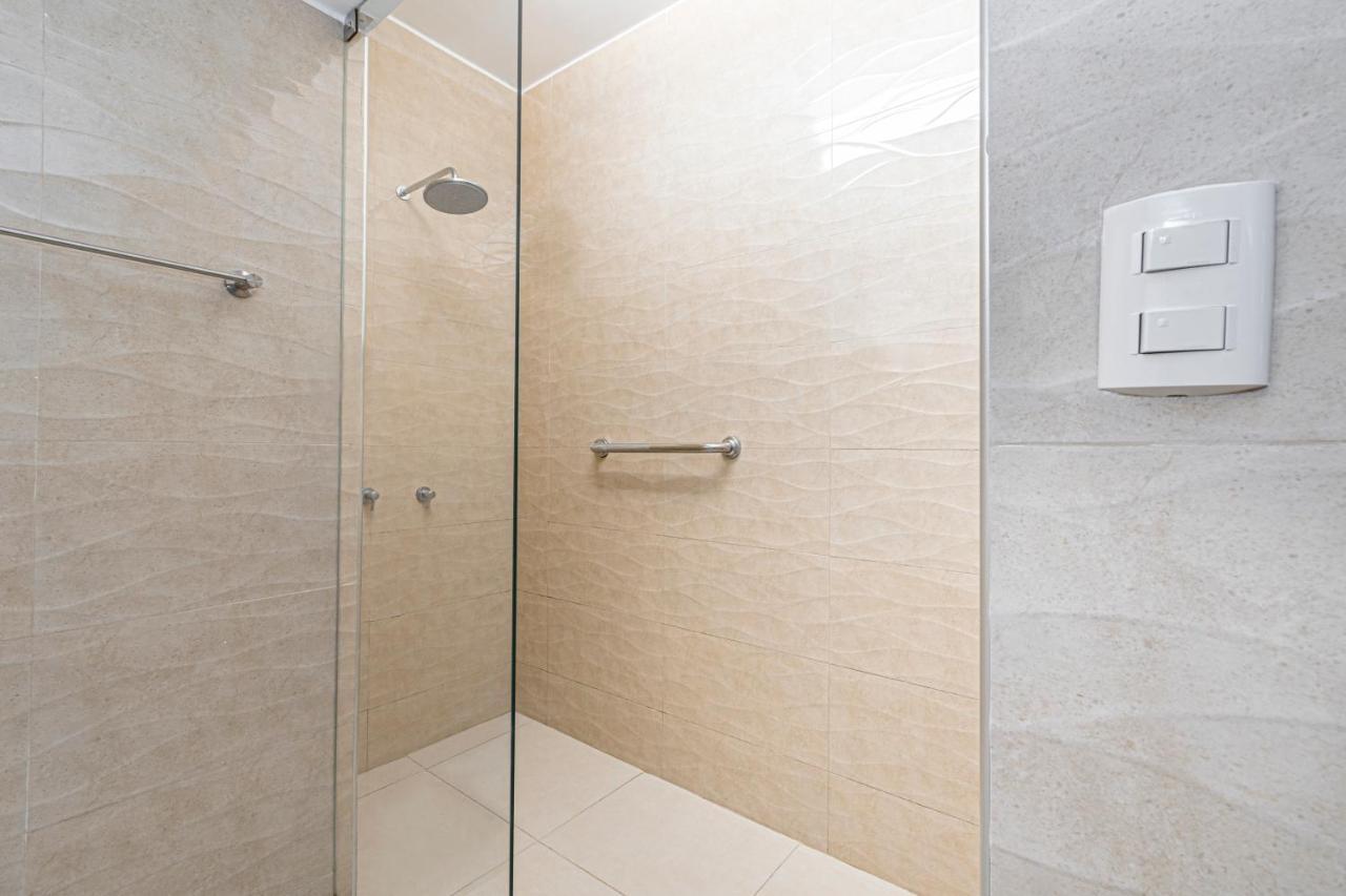 Hotel Ayenda Suites Orrantia リマ エクステリア 写真