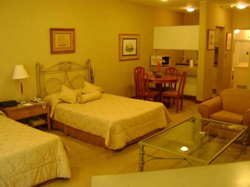 Hotel Ayenda Suites Orrantia リマ エクステリア 写真